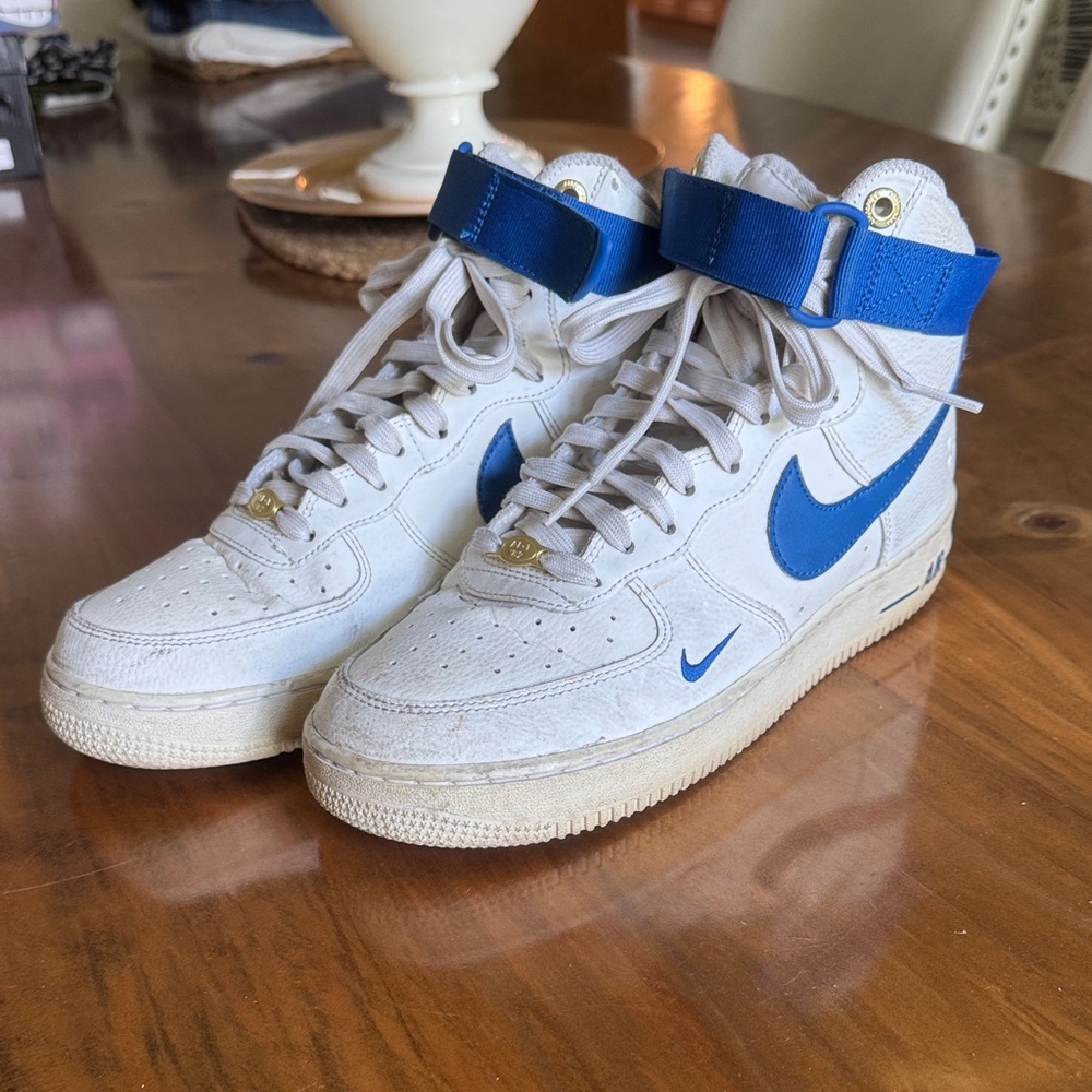 Nike High-Top Sneakers in White and Blue